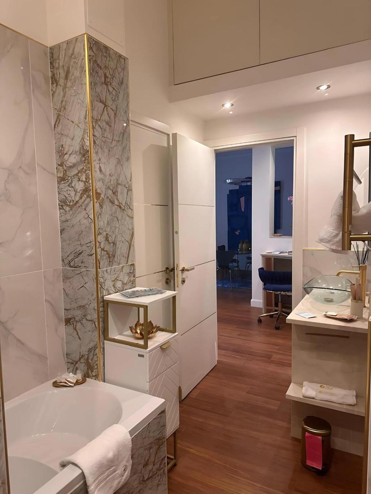 Maison D'Or Cenova Dış mekan fotoğraf